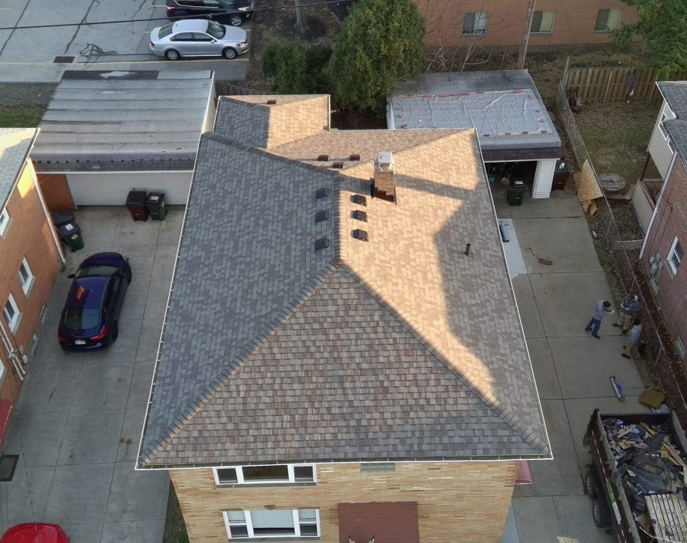 Roof replacement in Stow, OH with asphalt shingles installation