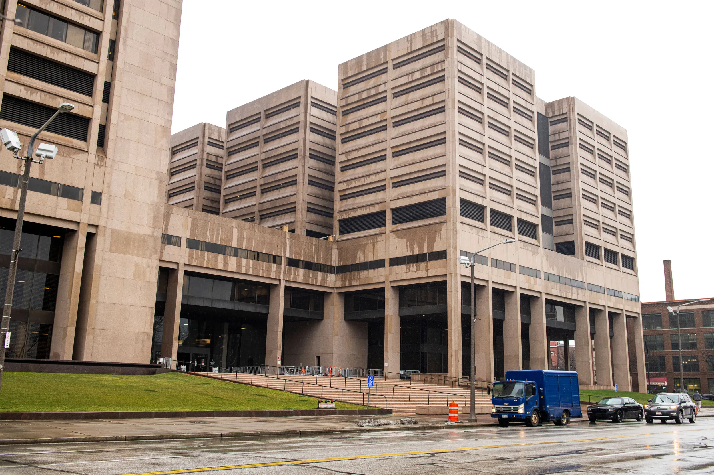 LoRes_231201_ReEntry_EHiller_CuyahogaCountyJail.JPG