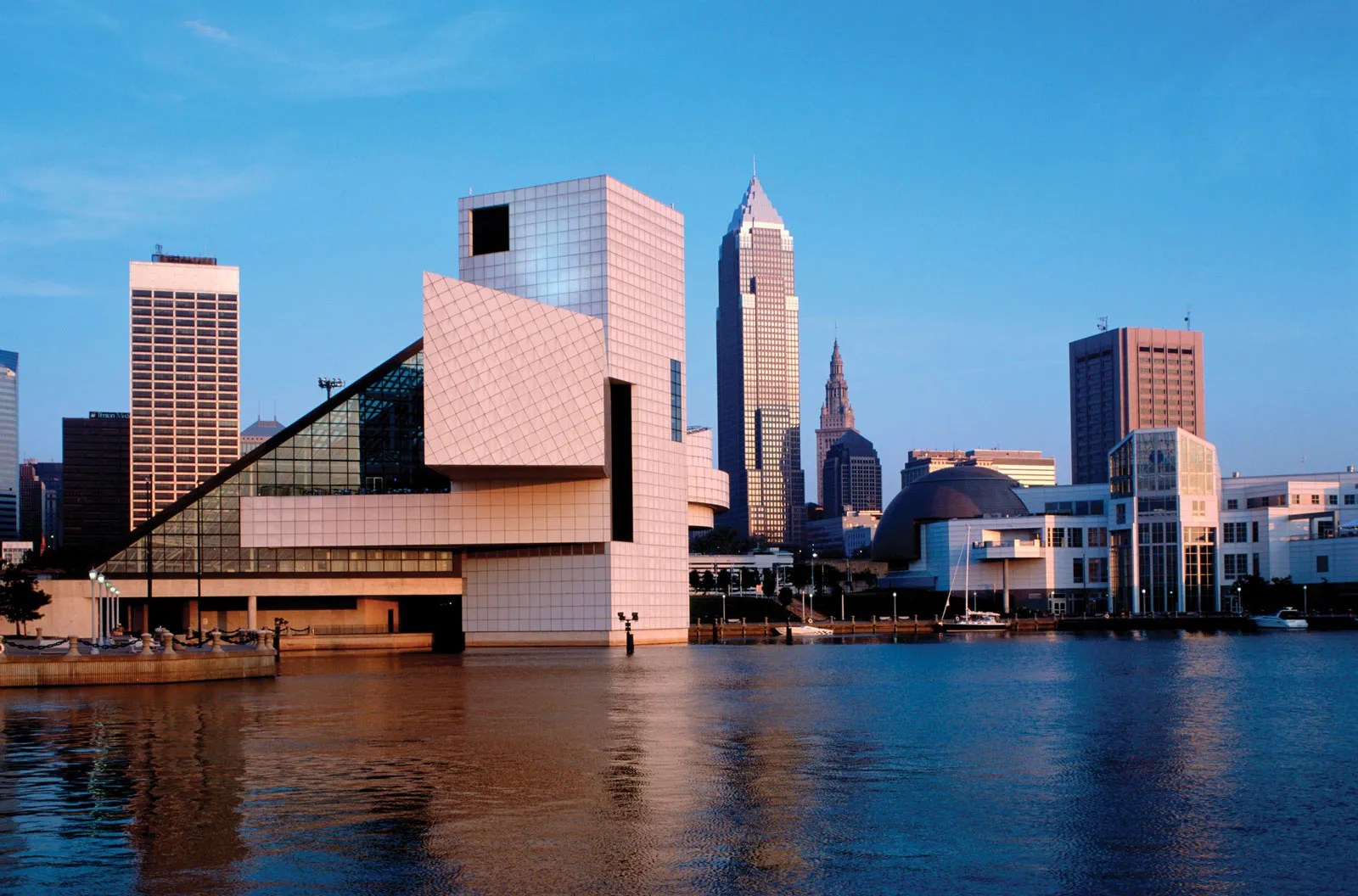 Rock-and-Roll-Hall-of-Fame-Museum