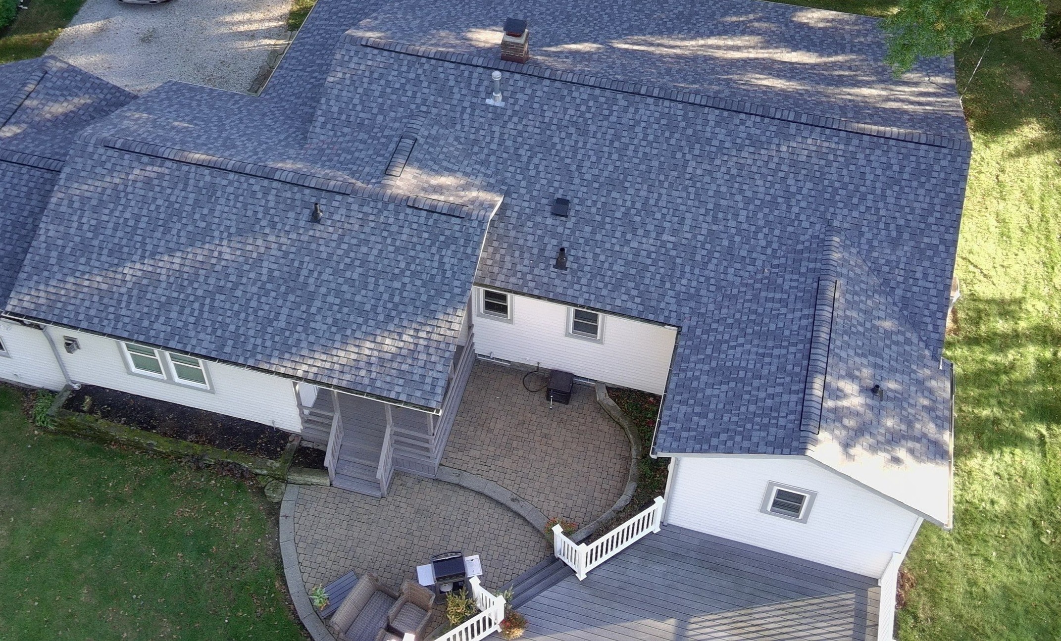 Roof replacement in Stow, OH with asphalt shingles installation