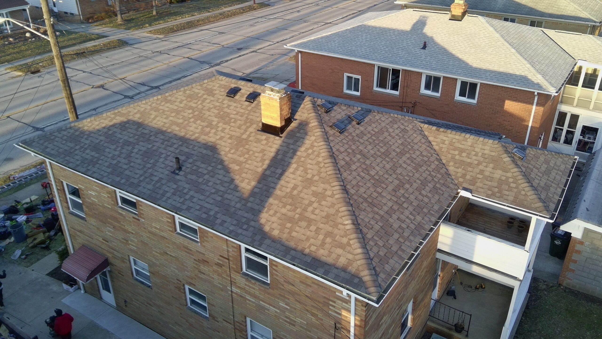 roof replacement in Lakewood OH installation process