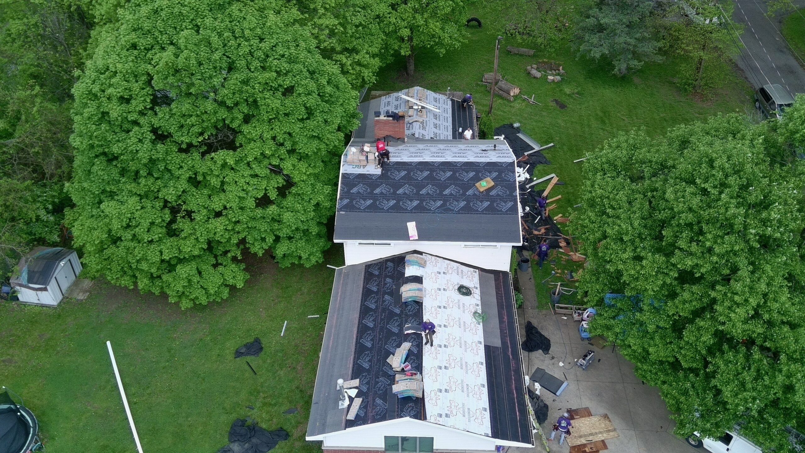 Diamond Roofing Pros roof repair team